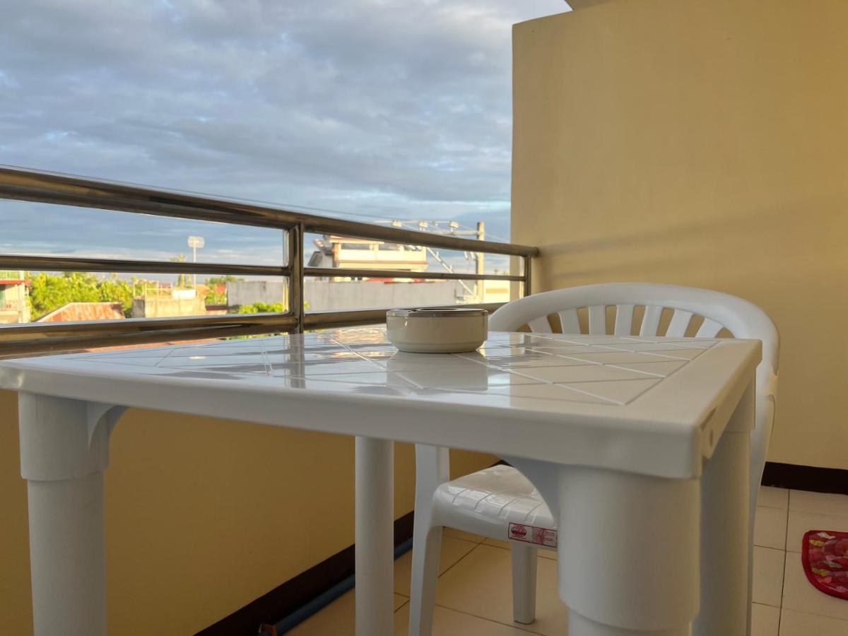 Hrs Apartelle Talisay  Exterior foto